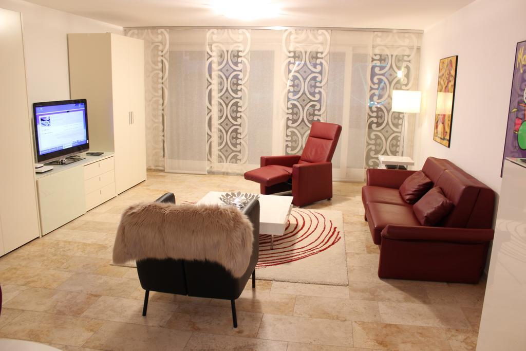 Montreux Lake View Apartments City Centre Ngoại thất bức ảnh