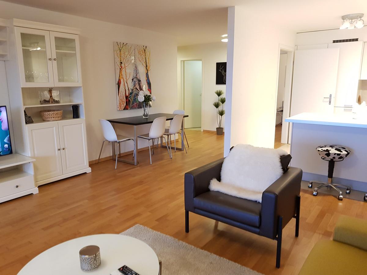 Montreux Lake View Apartments City Centre Ngoại thất bức ảnh