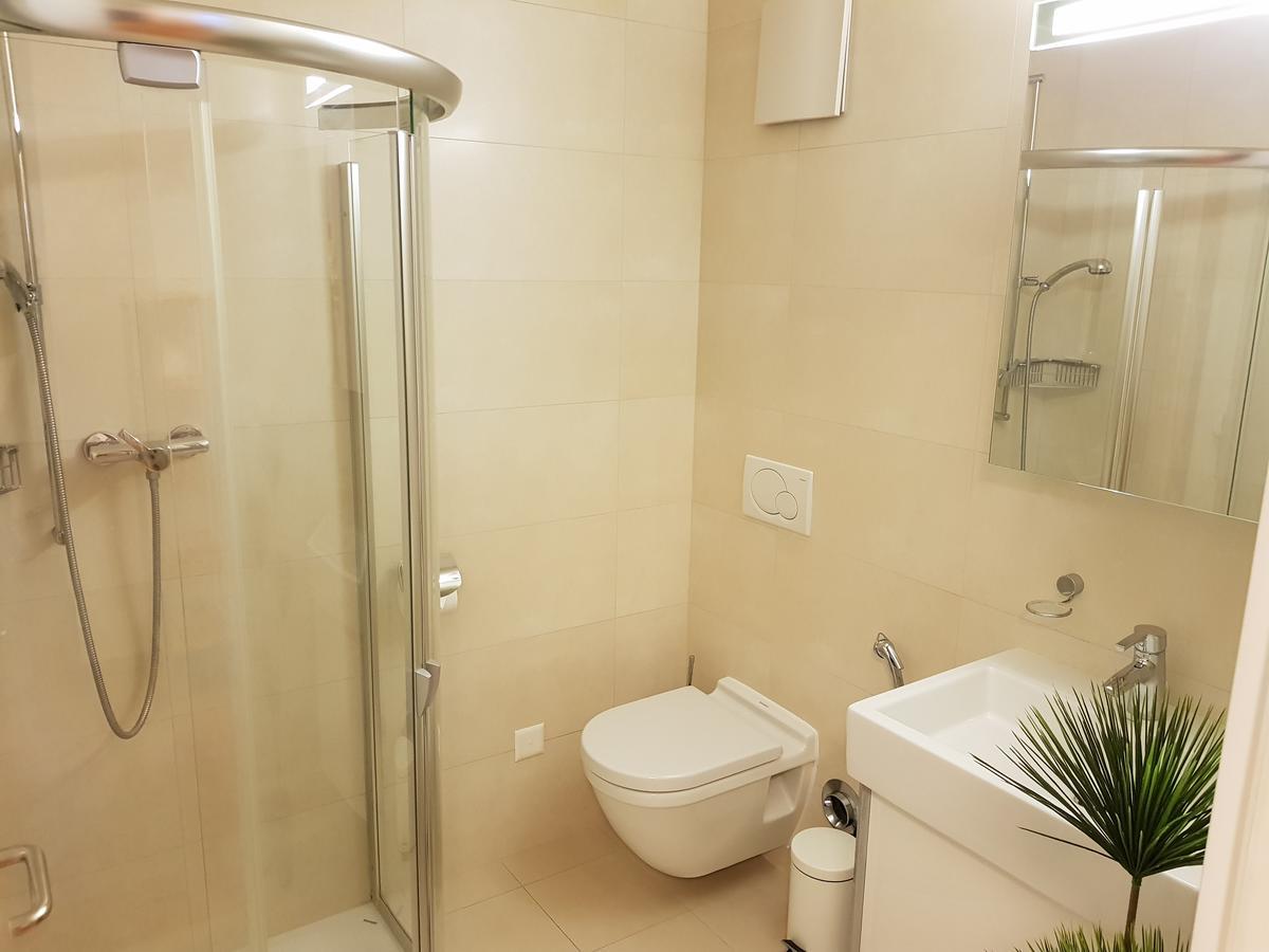 Montreux Lake View Apartments City Centre Ngoại thất bức ảnh